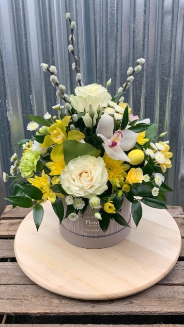 seasonal Hatbox